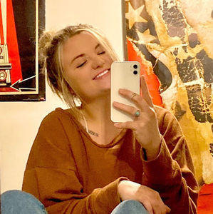 Meet your Posher, Elle